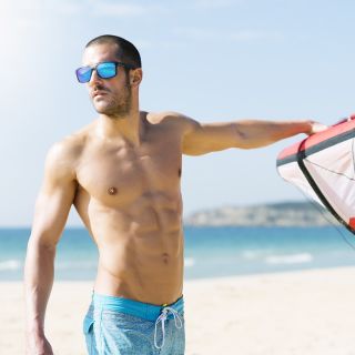 🕶️ RANGER – Tvoj štýlový spoločník na leto! 🌊☀️ Slnečné okuliare Ranger spájajú moderný dizajn s maximálnou ochranou....